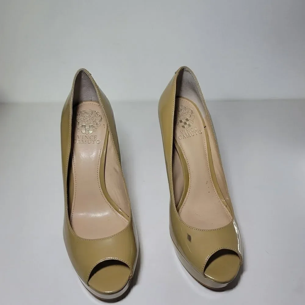 Vince Camuto Lorim platform pumps size 8